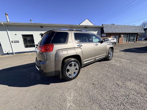 Used 2012 GMC Terrain SLT w/ Chrome and Technology Package image 8