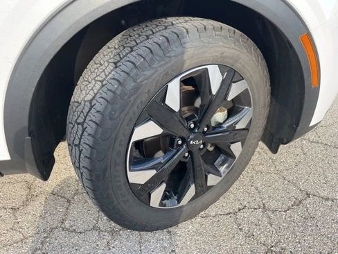 Certified 2023 Kia Sportage X-Line w/ X-Line Premium Package AWD/4WD image 17