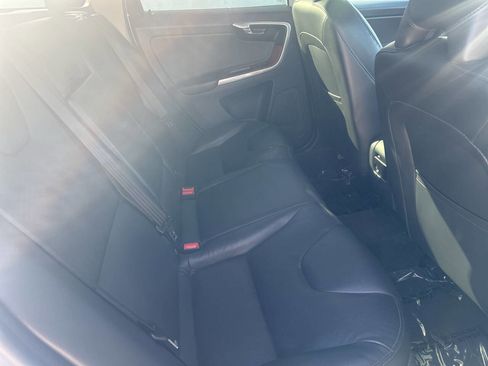 Used 2017 Volvo XC60 T5 Inscription w/ Advanced Package image 19