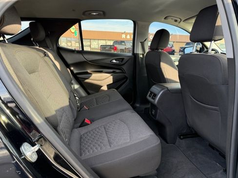 Used 2020 Chevrolet Equinox LT w/ Driver Convenience Package image 15