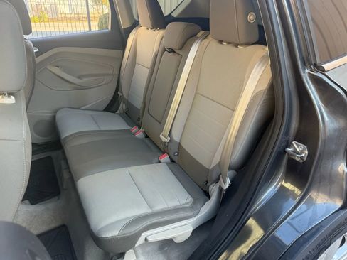 Used 2015 Ford Escape SE w/ Equipment Group 201A image 10