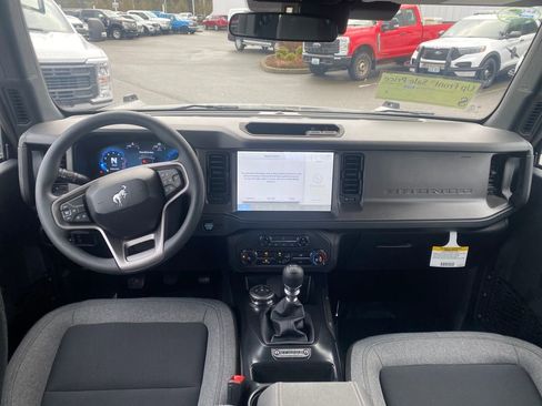 New 2025 Ford Bronco 2-Door image 16