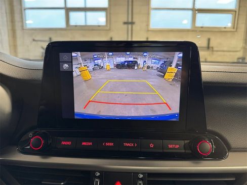 Certified 2024 Kia Forte LXS w/ LXS Technology Package image 18