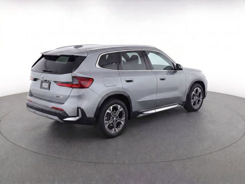 Used 2025 BMW X1 xDrive28i w/ Convenience Package AWD/4WD image 3