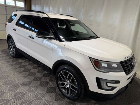 Used 2017 Ford Explorer Sport AWD/4WD image 10
