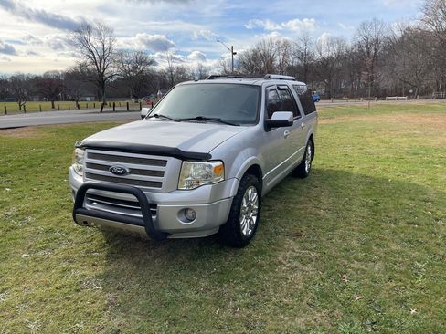Used 2010 Ford Expedition EL Limited image 7