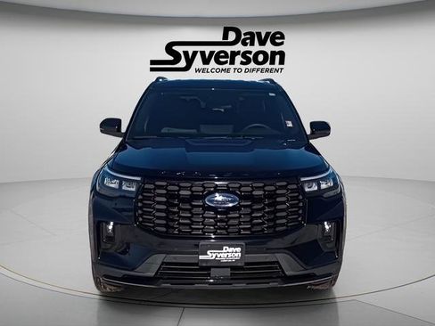 Used 2025 Ford Explorer ST-Line image 8