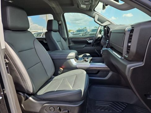 Certified 2024 Chevrolet Silverado 2500 LTZ w/ LTZ Convenience Package AWD/4WD image 34