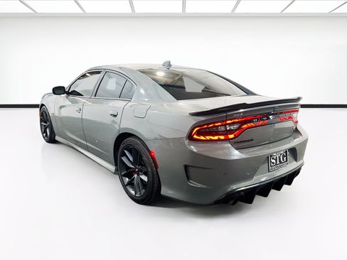 Used 2019 Dodge Charger Scat Pack w/ Plus Group RWD image 6