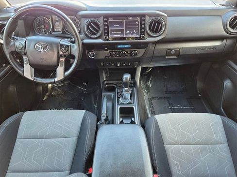Used 2022 Toyota Tacoma TRD Off-Road w/ Technology Package RWD image 16