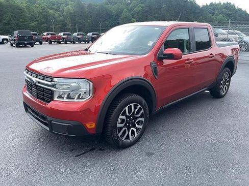 Certified 2023 Ford Maverick Lariat w/ Lariat Luxury Package AWD/4WD image 2
