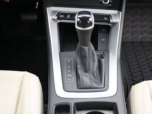 Used 2022 Audi Q3 2.0T Premium AWD/4WD image 16