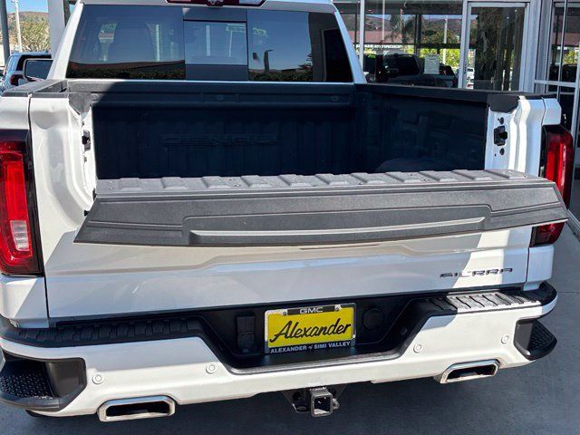 Used 2024 GMC Sierra 1500 Denali w/ Denali Reserve Package AWD/4WD image 6