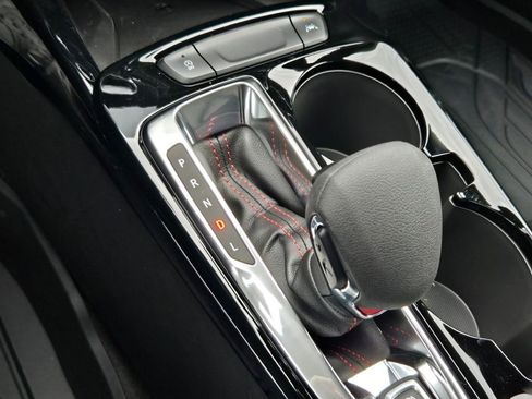 New 2026 Chevrolet Trax RS w/ Sunroof Package image 25