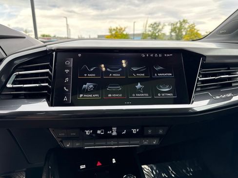 Used 2023 Audi Q4 e-tron Prestige w/ Black Optic Package AWD/4WD image 7