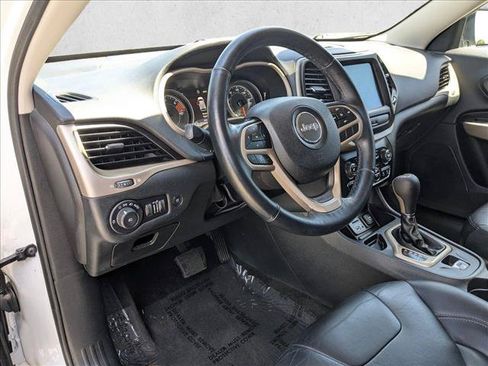 Used 2018 Jeep Cherokee Limited w/ High Altitude Package FWD image 10