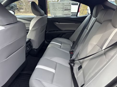 New 2026 Toyota Camry SE image 23