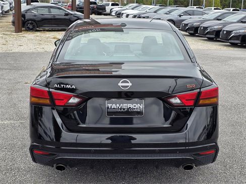 Used 2023 Nissan Altima 2.5 SR image 4