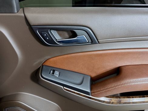 Used 2017 Chevrolet Tahoe Premier image 31