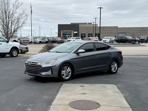 Used 2019 Hyundai Elantra Value Edition w/ Cargo Package image 5