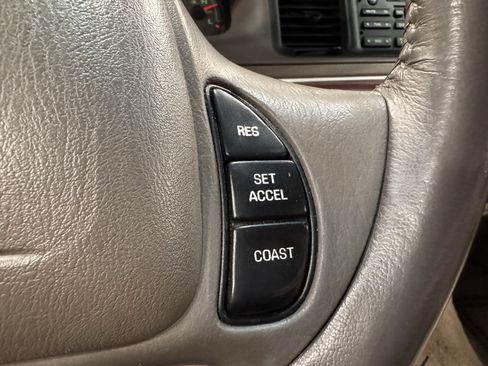 Used 2003 Mercury Grand Marquis LS image 9