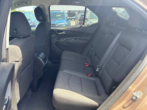 Used 2019 Chevrolet Equinox LT FWD image 12