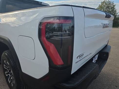 New 2026 GMC Sierra EV Elevation image 33