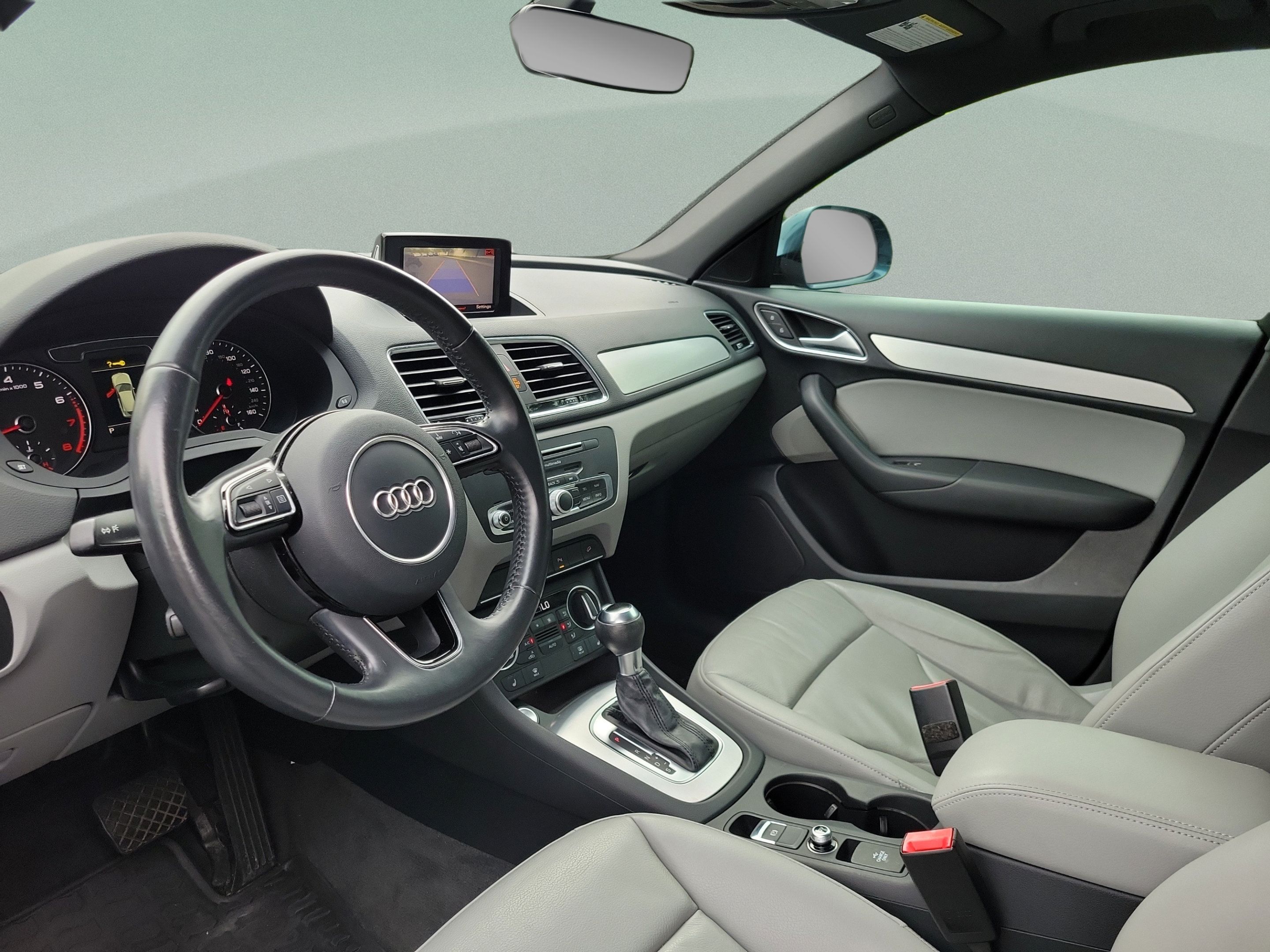 Used 2018 Audi Q3 2.0T Premium FWD image 9