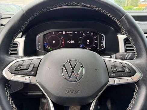 Used 2023 Volkswagen Atlas Cross Sport SEL AWD/4WD image 26