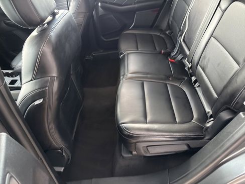 Used 2024 Ford Escape Platinum image 23