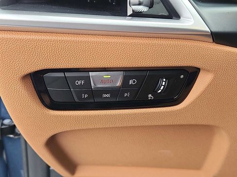 Used 2025 BMW 430i xDrive Coupe w/ M Sport Package image 22