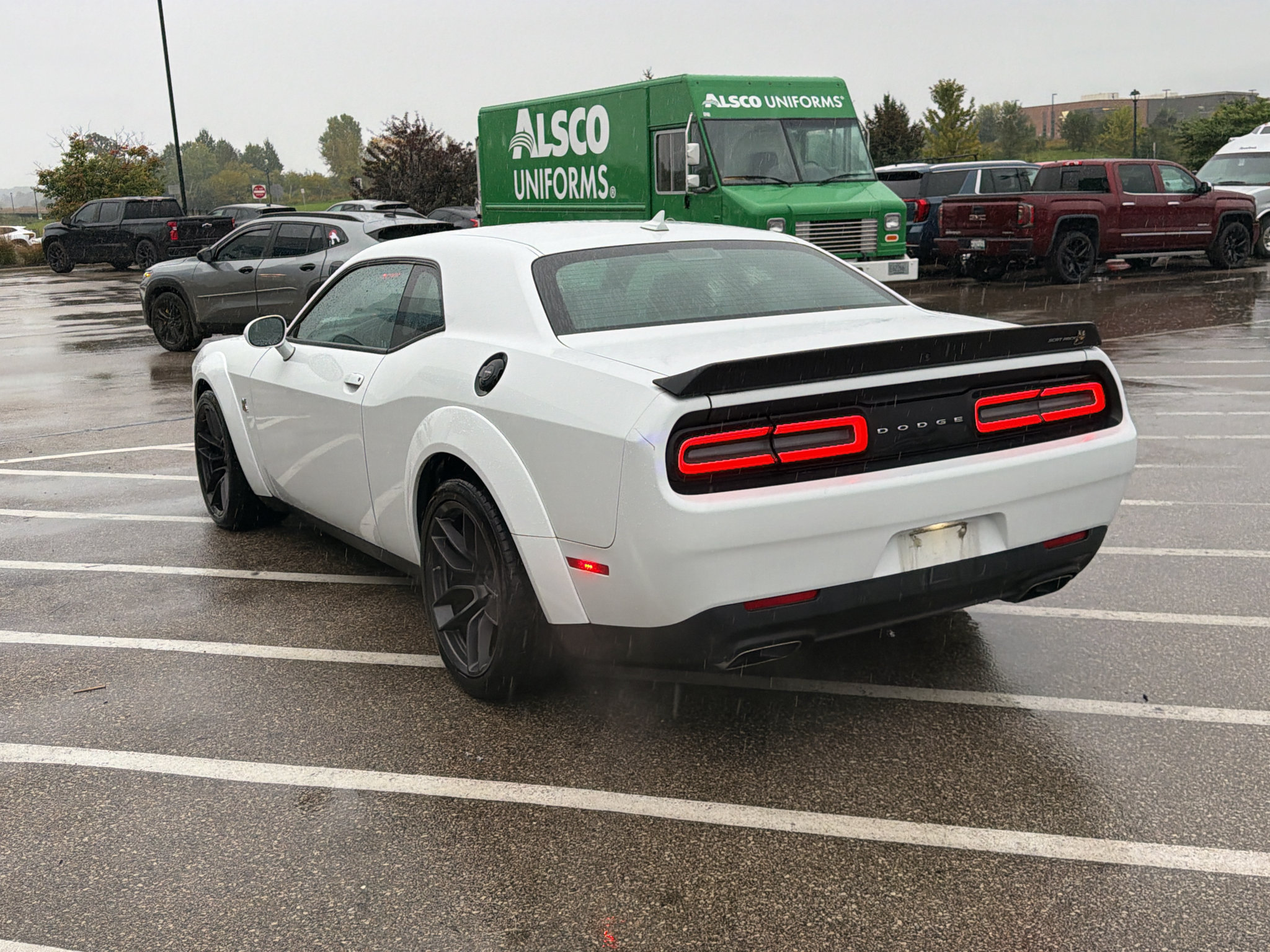 Used 2021 Dodge Challenger R/T Scat Pack RWD image 3