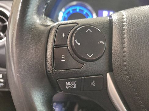 Used 2017 Toyota Corolla SE image 21