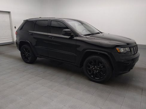 Used 2021 Jeep Grand Cherokee Laredo X RWD image 11