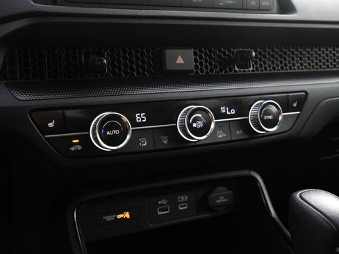 Used 2024 Honda CR-V EX image 14