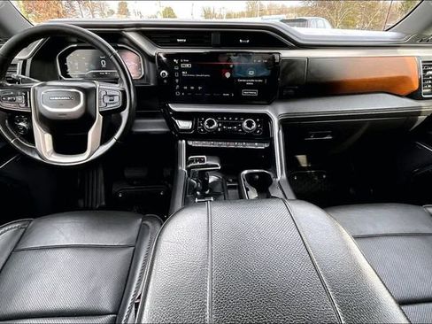Used 2023 GMC Sierra 1500 Denali w/ Denali Reserve Package image 18
