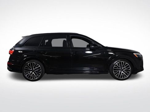 Certified 2025 Audi SQ7 Premium Plus w/ Executive Package AWD/4WD image 6