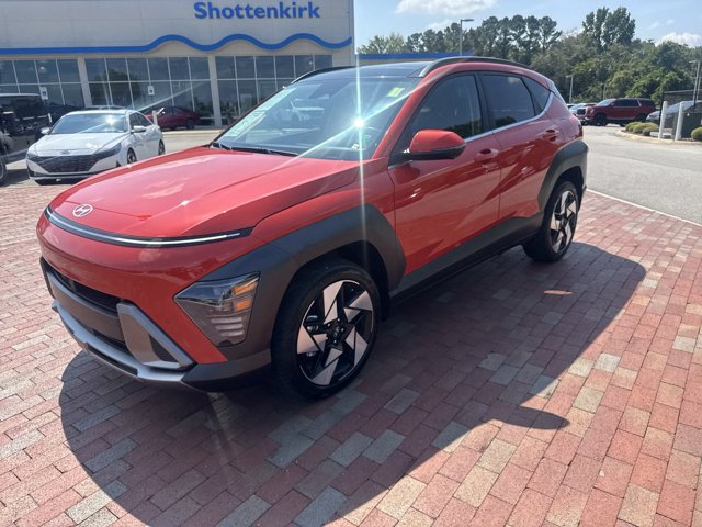 Used 2024 Hyundai Kona Limited AWD/4WD image 1