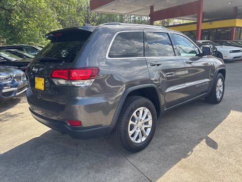 Used 2021 Jeep Grand Cherokee Laredo image 5