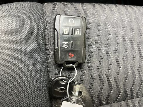 Used 2019 Chevrolet Tahoe LS AWD/4WD image 26