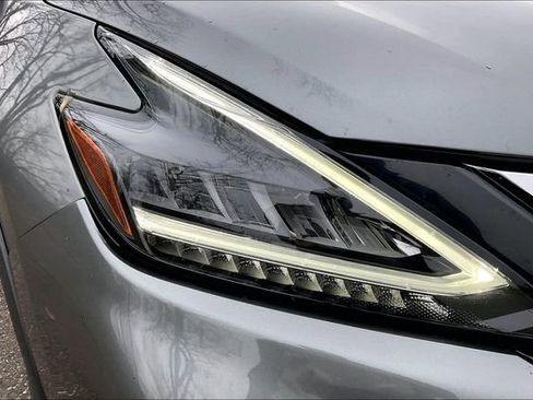 Used 2023 Nissan Murano SV image 29