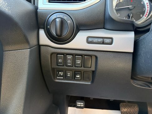 Used 2019 Nissan Titan PRO-4X AWD/4WD image 19