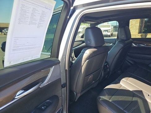 Used 2022 Cadillac XT5 Premium Luxury image 7