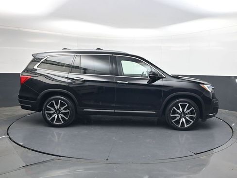 Used 2021 Honda Pilot Elite image 3