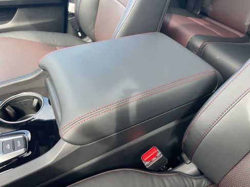 New 2026 Honda Ridgeline Black Edition image 13