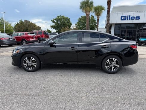 Used 2022 Nissan Sentra SV FWD image 2