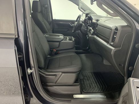Used 2023 Chevrolet Silverado 1500 LT AWD/4WD image 19