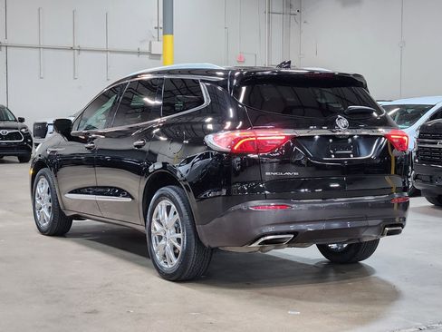 Used 2022 Buick Enclave Premium w/ Experience Buick Package FWD image 11