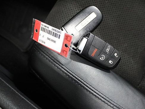Used 2020 Jeep Grand Cherokee Altitude AWD/4WD image 19