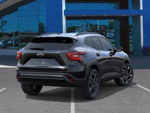 New 2026 Chevrolet Trax RS w/ Driver Confidence Package FWD image 28